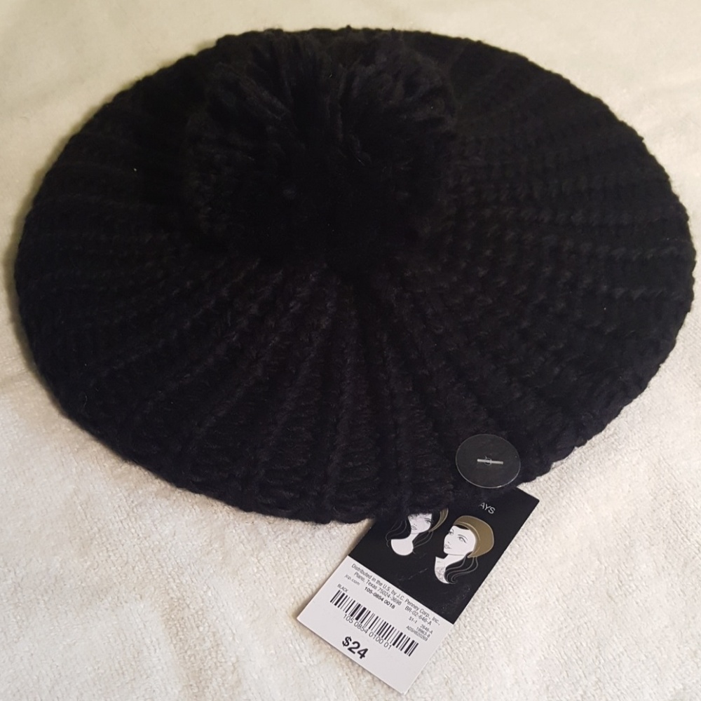Beautiful Womans Knit Black Beret Tam w/pom pom - Picture 2 of 8